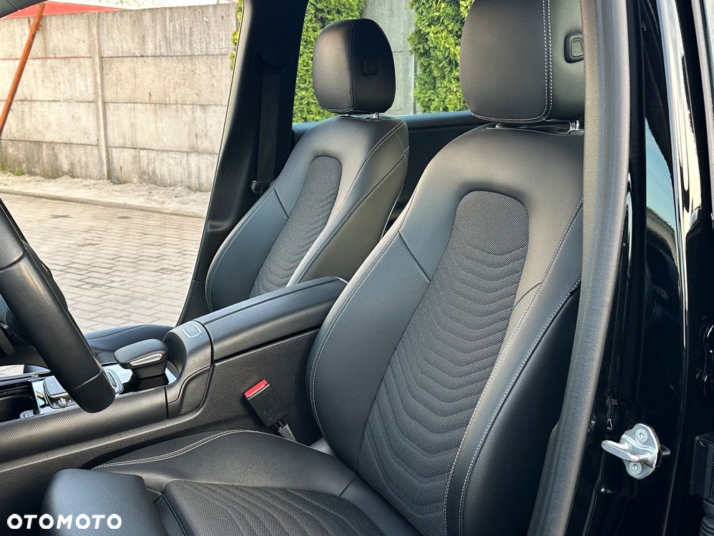 Mercedes-Benz Klasa B 180 7G-DCT Edition 2020 - 32