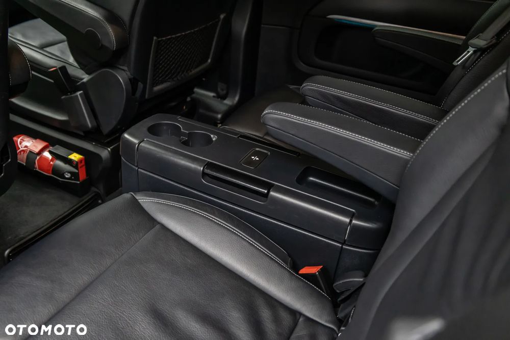Mercedes-Benz Klasa V 300 d Exclusive 9G-Tronic (d³ugi) - 38