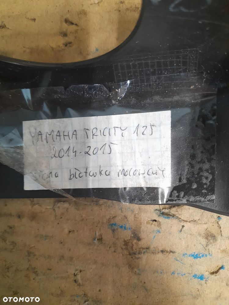 = YAMAHA TRICITY 125 14-15 nakładka osłona błotnik - 2