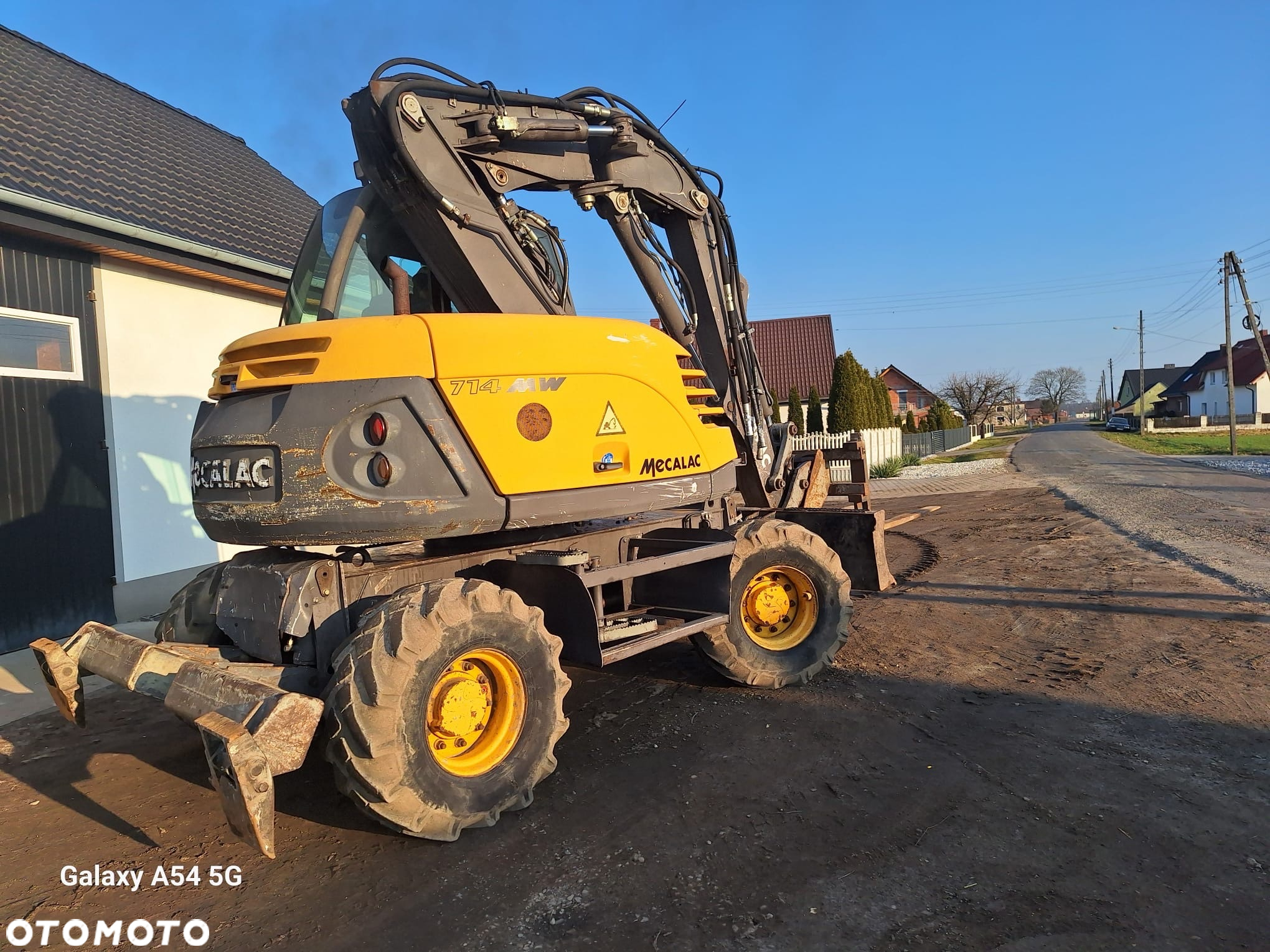 Mecalac 714 - 2