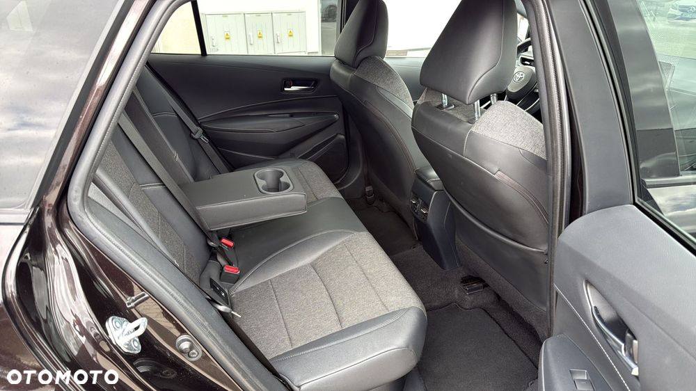 Toyota Corolla 2.0 Hybrid Comfort - 9