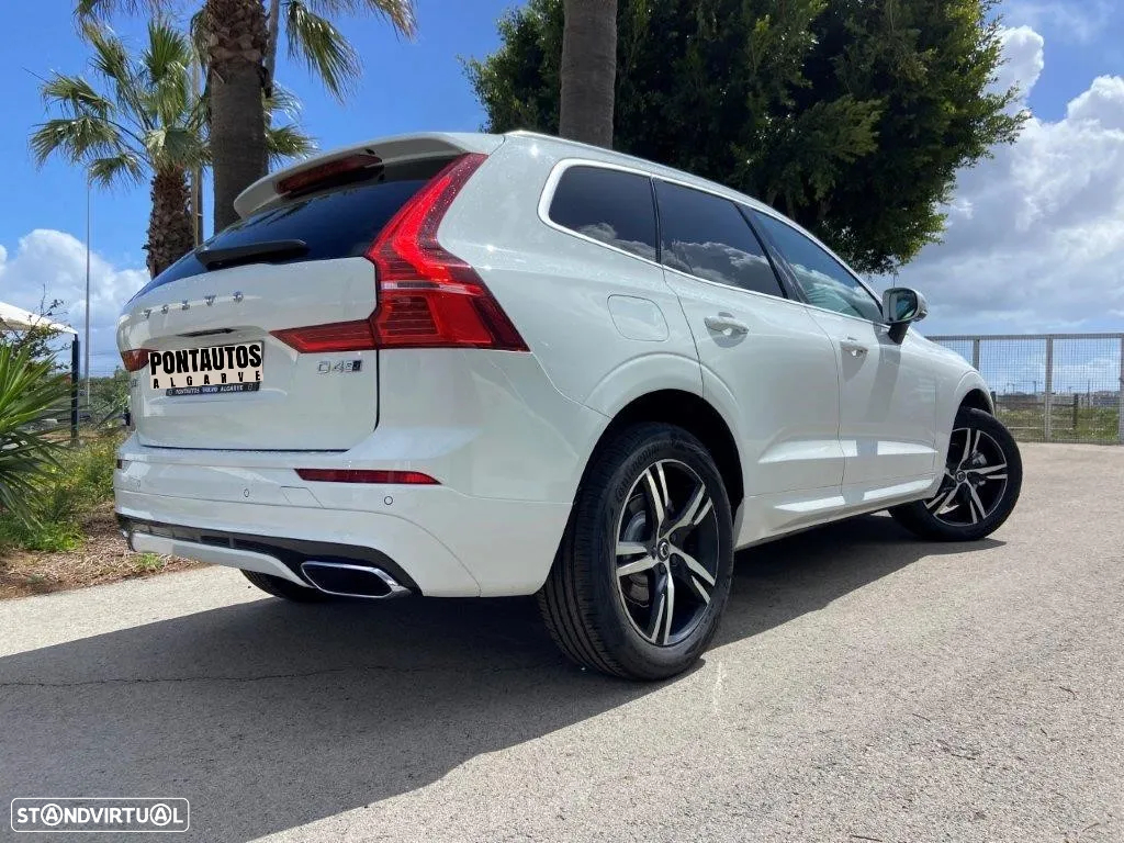 Volvo XC 60 2.0 D4 R-Design AWD Geartronic - 30