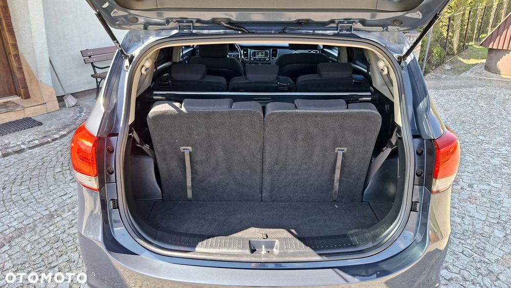 Kia Carens 1.7 CRDi Spirit - 26