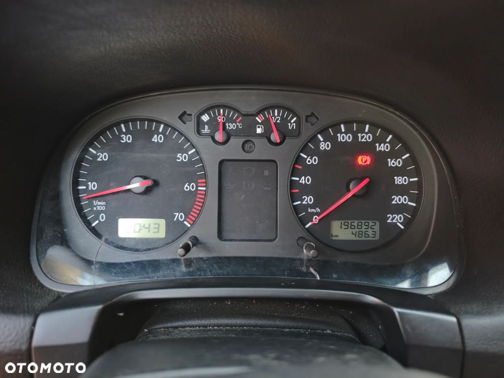 Volkswagen Golf 1.4 Comfortline - 10