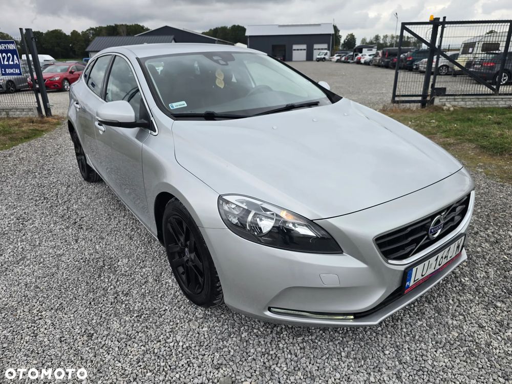 Volvo V40 D2 Kinetic - 12