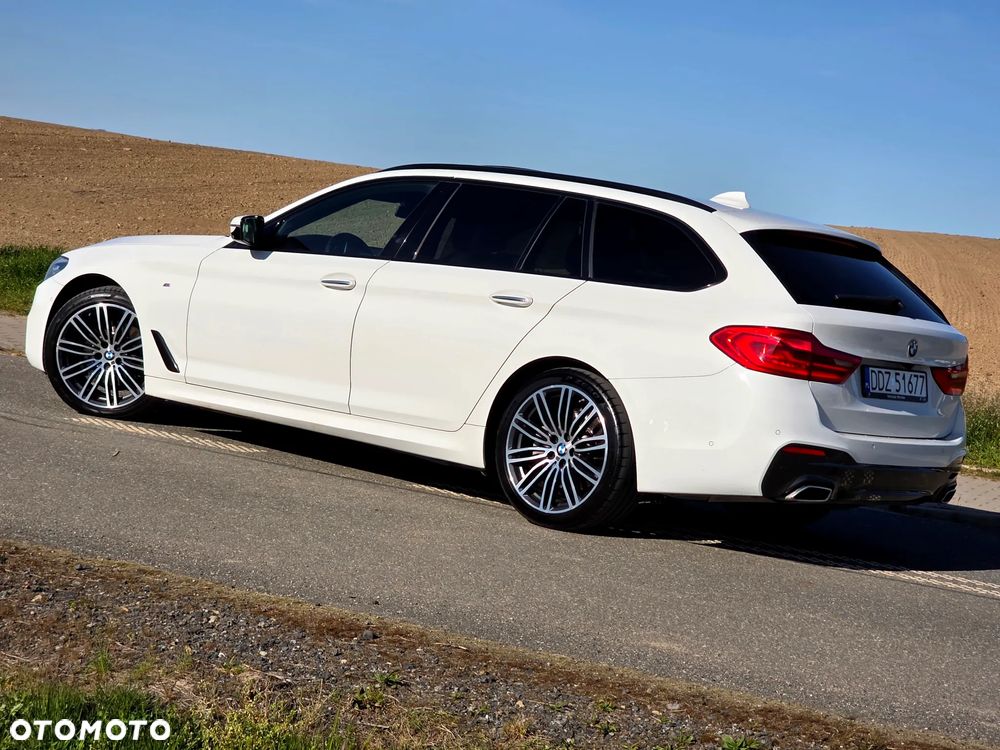 BMW Seria 5 520d xDrive M Sport Edition - 2