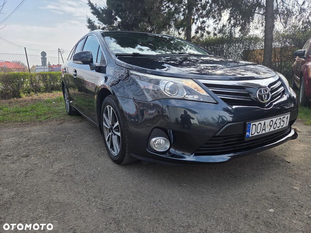 Toyota Avensis Touring Sports 1.8 Business Edition - 13