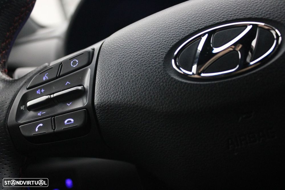 Hyundai Kauai 1.0 T-GDi Tecido Preto - 12