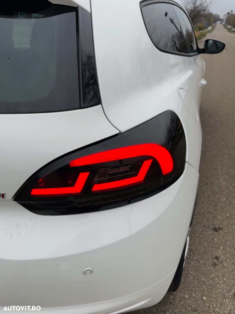 Volkswagen Scirocco 2.0 TDI - 9