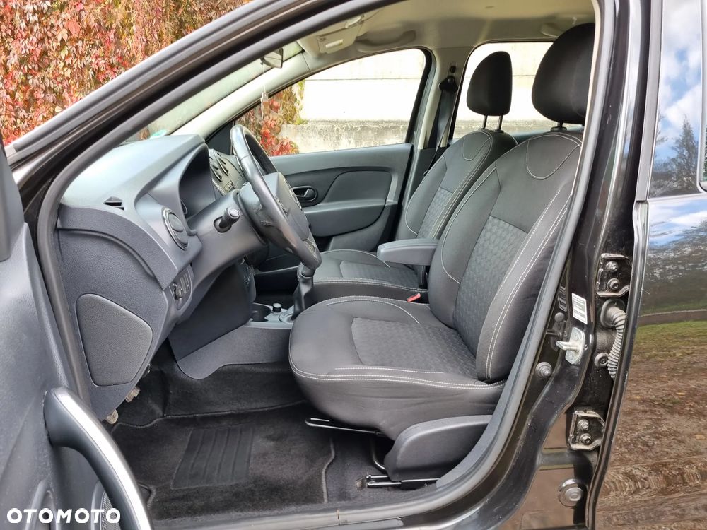 Dacia Sandero 0.9 TCe Laureate - 14