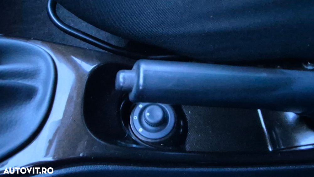 Dacia Duster dCi 110 FAP 4x2 Laureate - 14