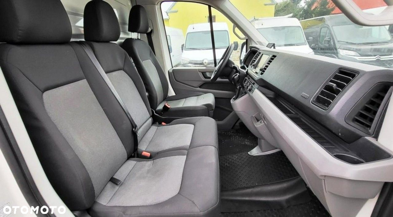 Volkswagen Crafter - 11