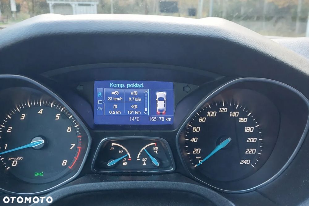 Ford Focus 1.0 EcoBoost Trend - 19