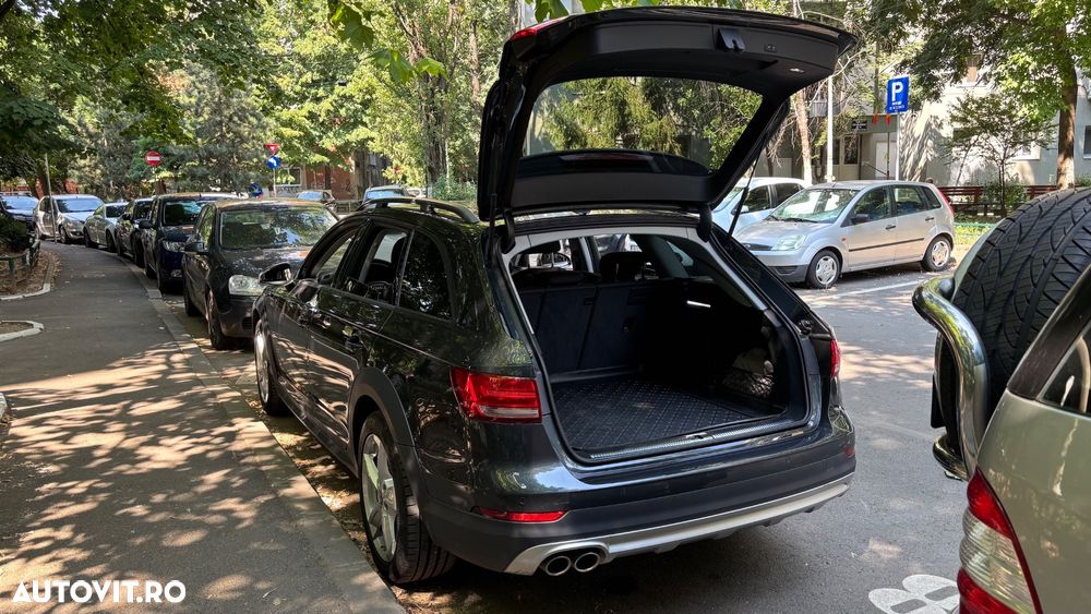 Audi A4 Allroad - 12