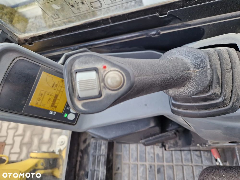 Yanmar SV22 * 2200 kg * 2021r. * 3 łyżki * - 17