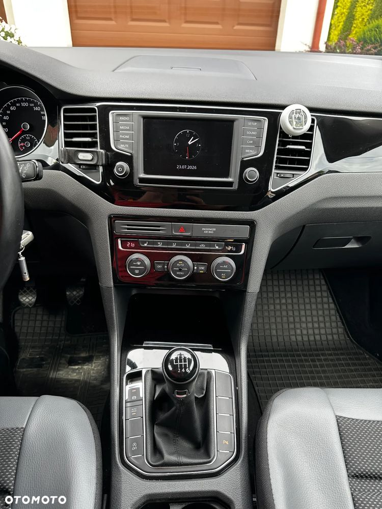 Volkswagen Golf Sportsvan SV 1.4 TSI BMT Highline - 18