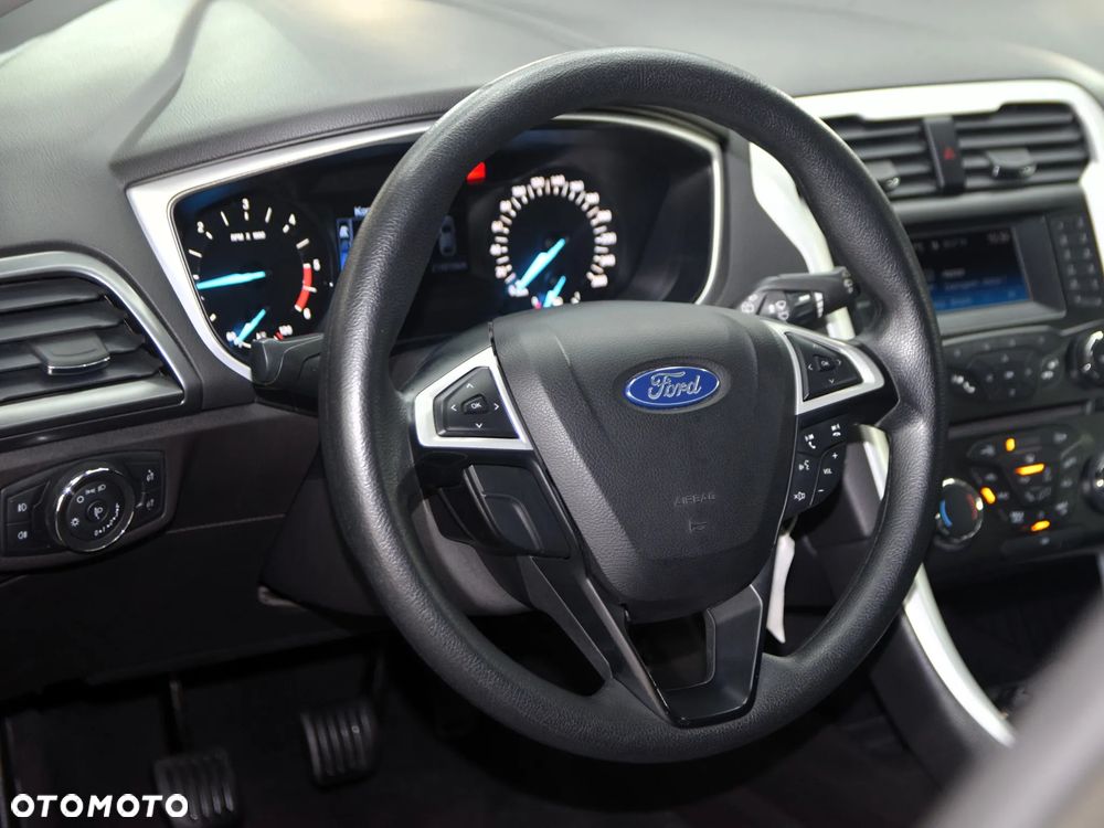 Ford Mondeo - 16