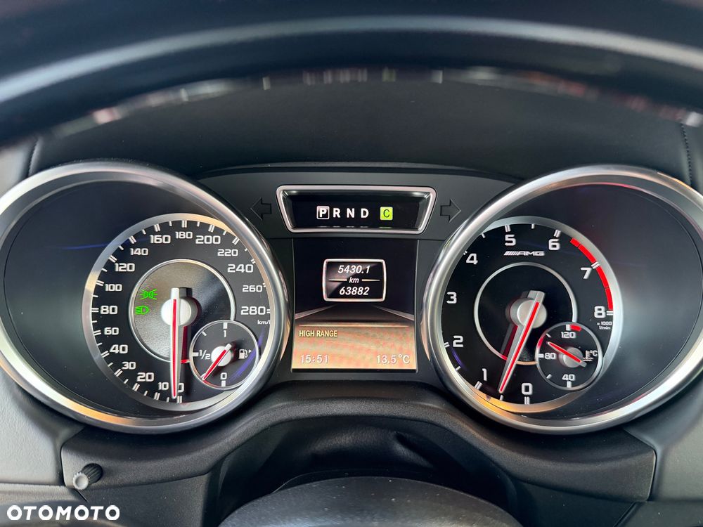 Mercedes-Benz Klasa G 63 AMG AMG SPEEDSHIFT 7G-TRONIC - 38