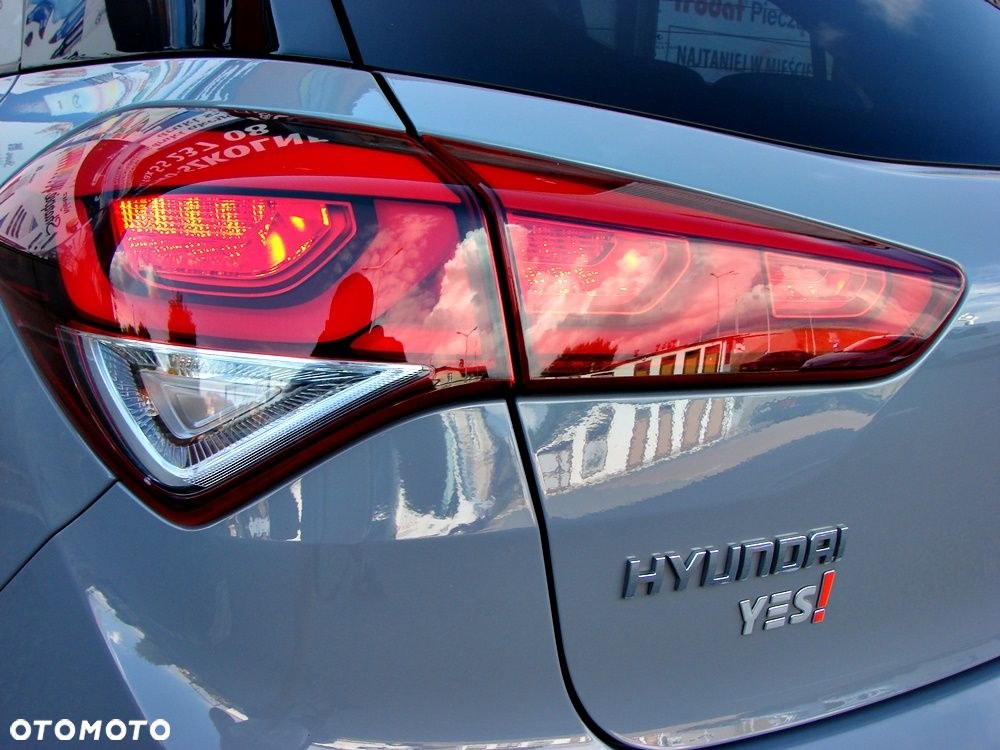 Hyundai i20 blue 1.2 YES!+ - 18