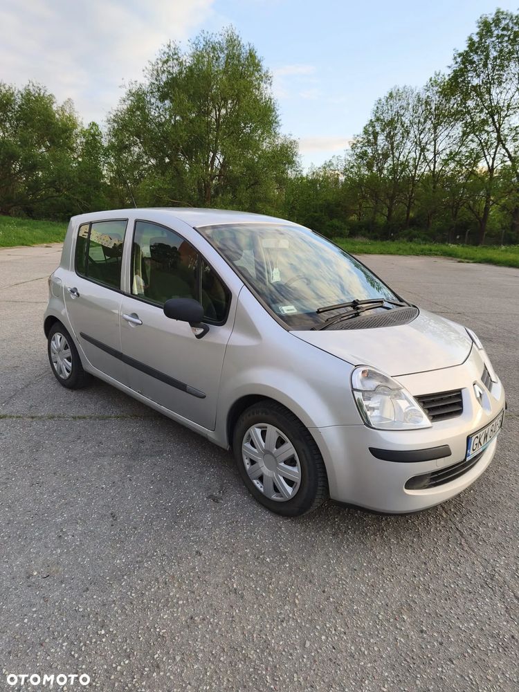 Renault Modus - 11