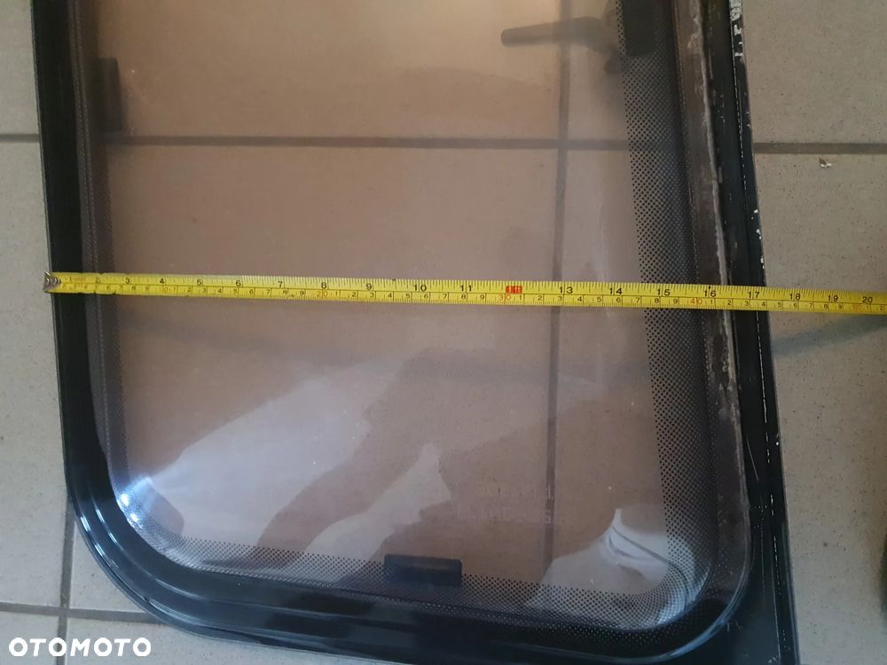 Okno uchylne szyba do przyczep kempingowych Elddis Typhoon 2000 - 2002 - 3