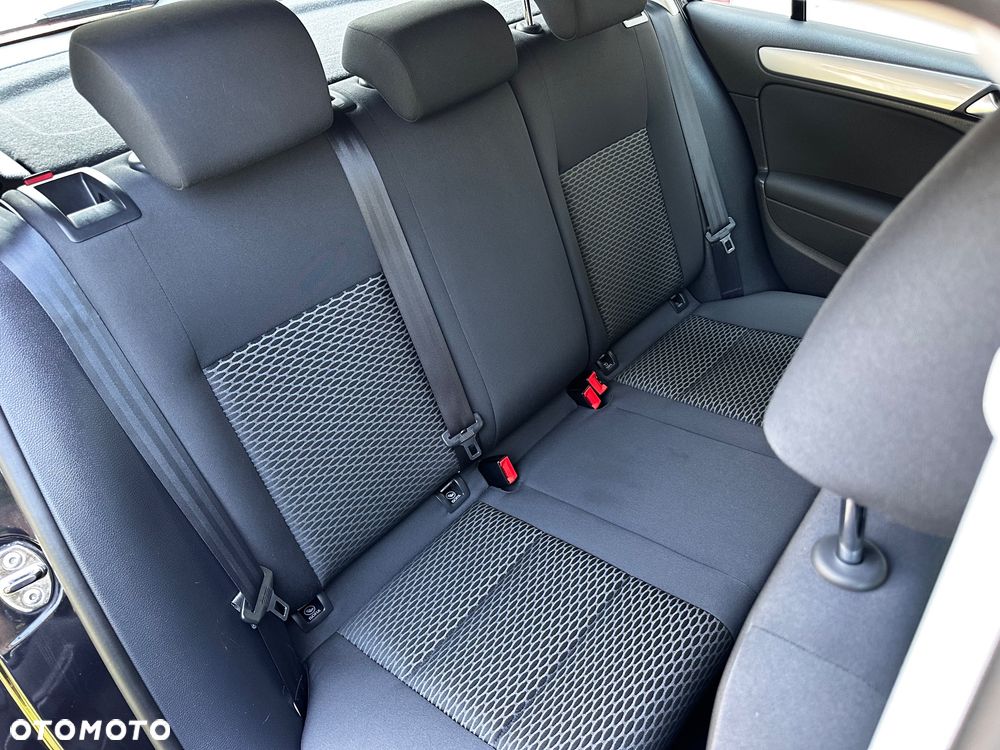 Volkswagen Golf 1.4 Style - 27