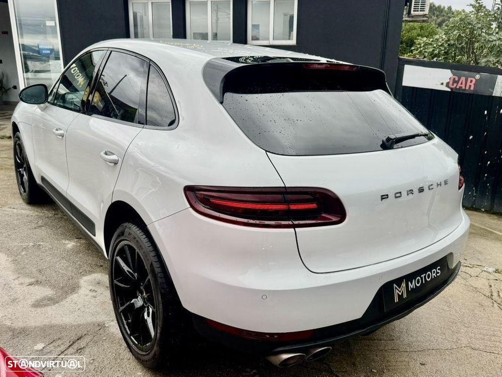 Porsche Macan - 45