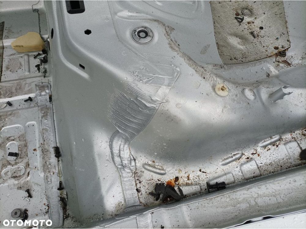 SKODA SUPERB III HB BŁOTNIK ĆWIARTKA TYŁ LEWA LA7W - 7