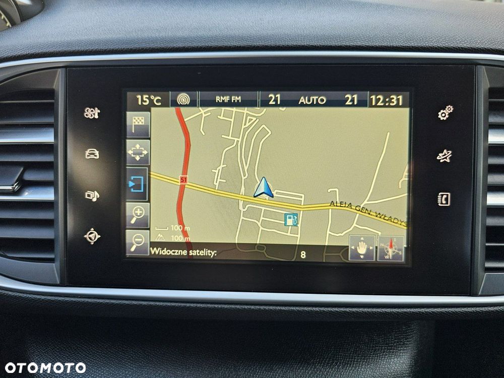 Peugeot 308 1.6 BlueHDi Allure S&S - 26