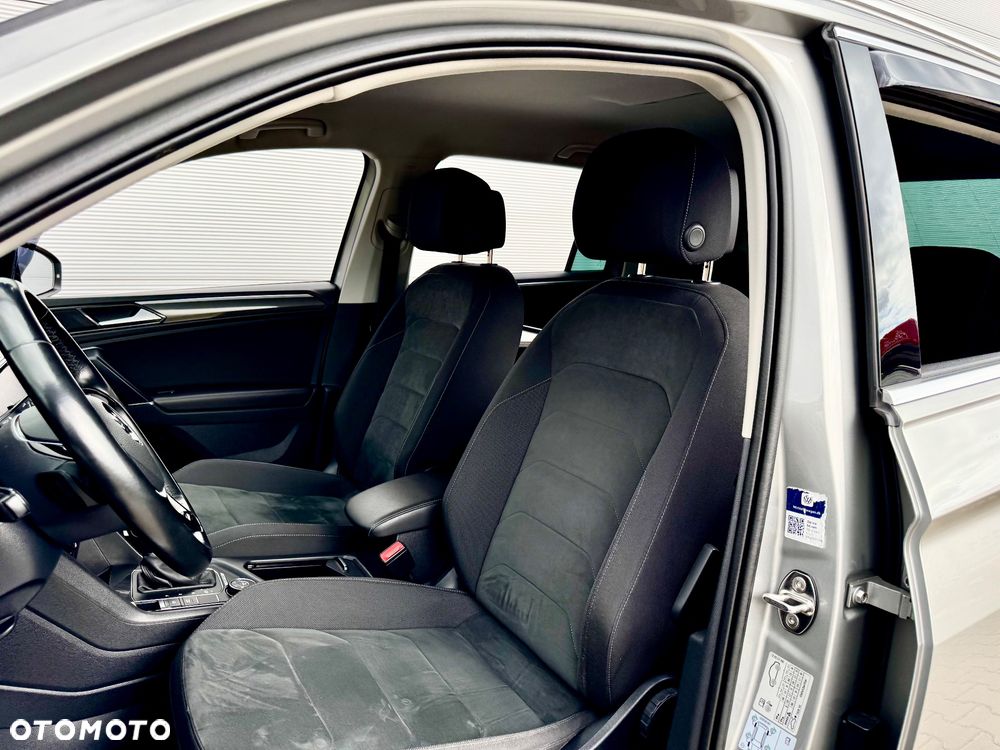 Volkswagen Tiguan 2.0 TDI SCR 4MOTION DSG Highline - 27