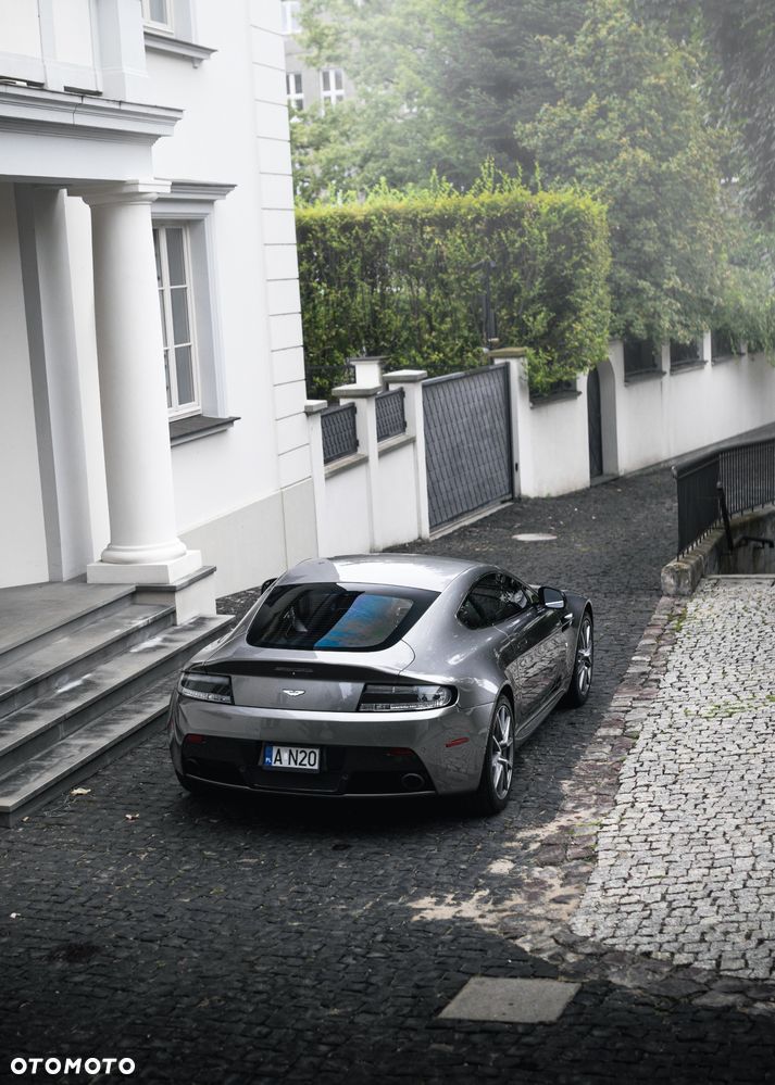 Aston Martin V8 Vantage 4,7 SportShift - 11