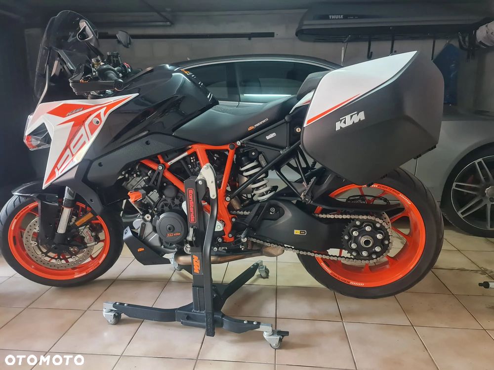 KTM Super Duke - 1