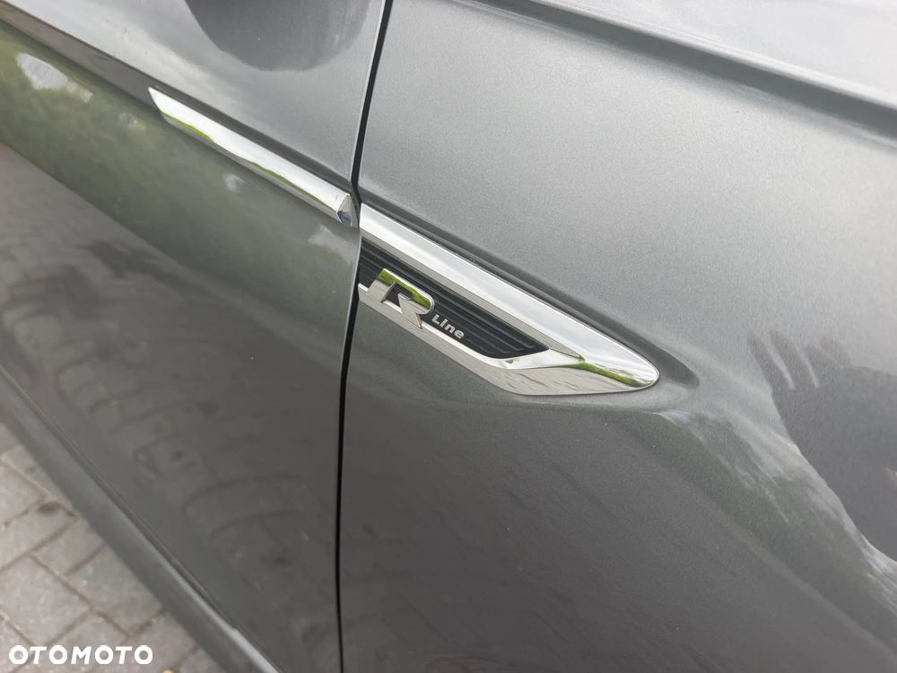 Volkswagen Tiguan 2.0 TDI SCR R-Line - 11