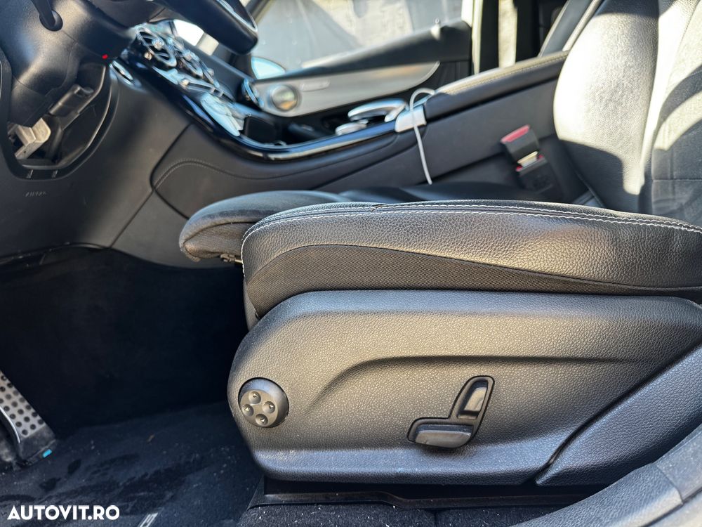 Mercedes-Benz GLC 220 d 4MATIC 9G-TRONIC AMG Line - 13