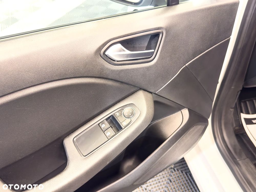 Renault Clio E-TECH Hybrid 140 EXPERIENCE - 14