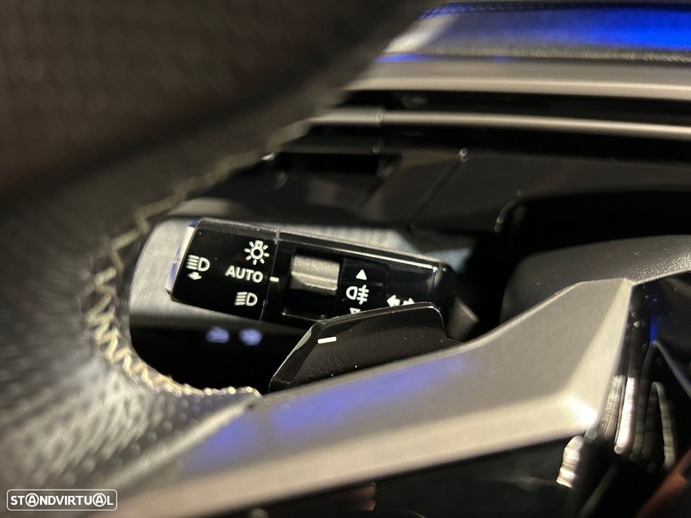 Peugeot 3008 1.2 Hybrid GT e-DCS6 - 42