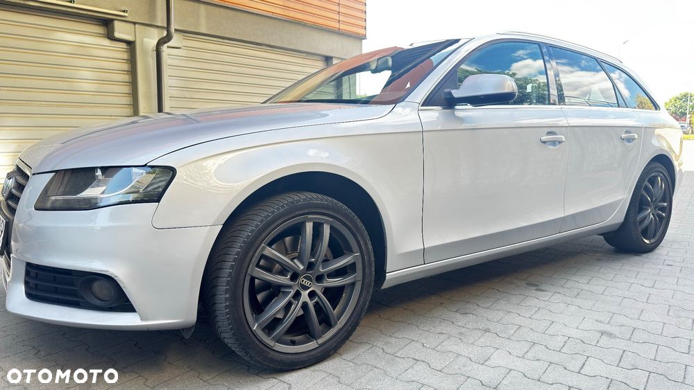 Audi A4 Avant 2.0 TDI - 16