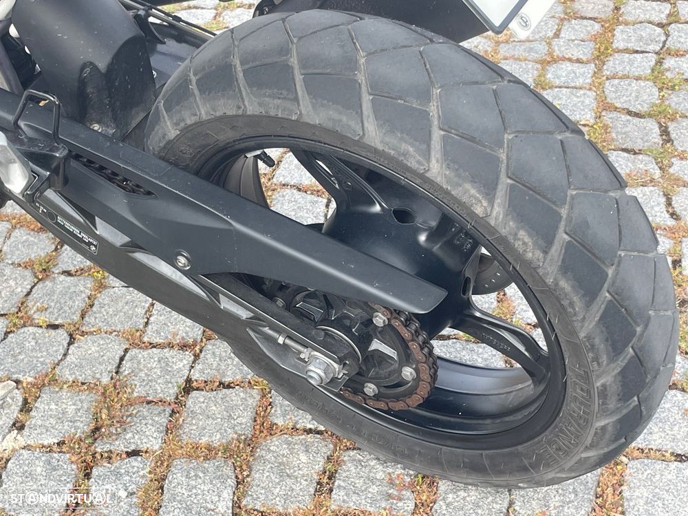 BMW G 310 R Rally - 12