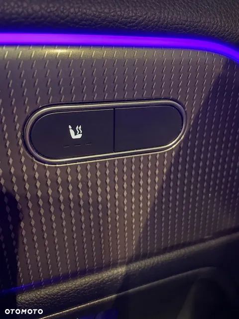 Mercedes-Benz GLA 200 Business Edition - 18