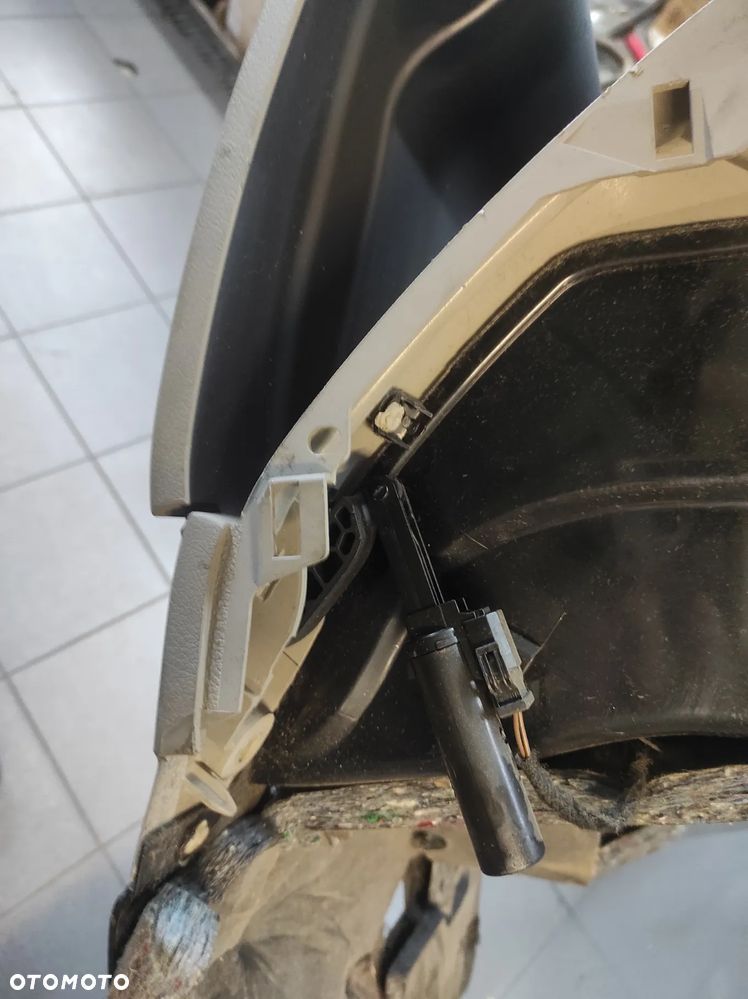 SCHOWEK PASAŻERA AUDI A4 B6 B7 JASNY 8E0 CAŁY WYSYŁKA !!! - 5