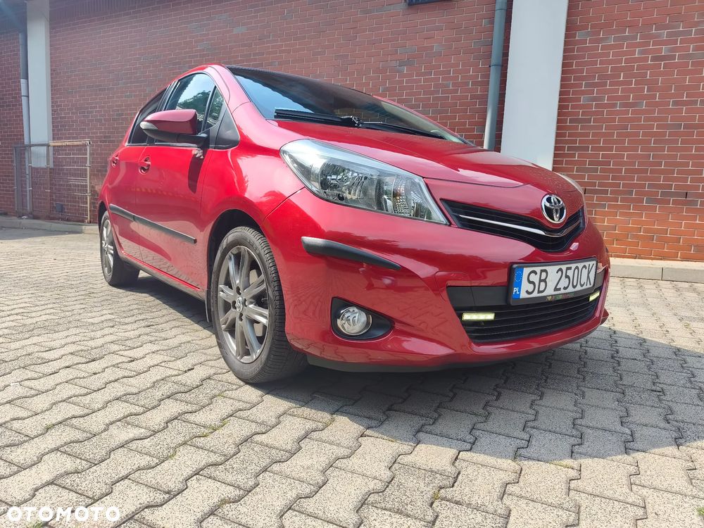 Toyota Yaris 1.33 Dynamic - 1