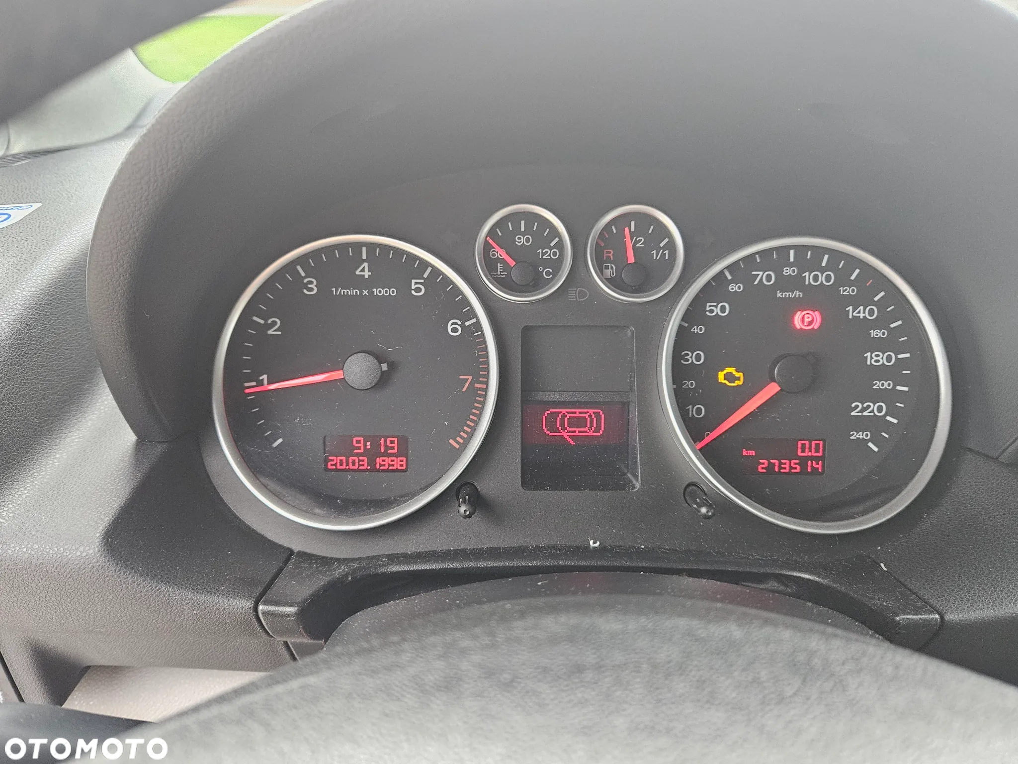 Audi A2 1.6 - 13
