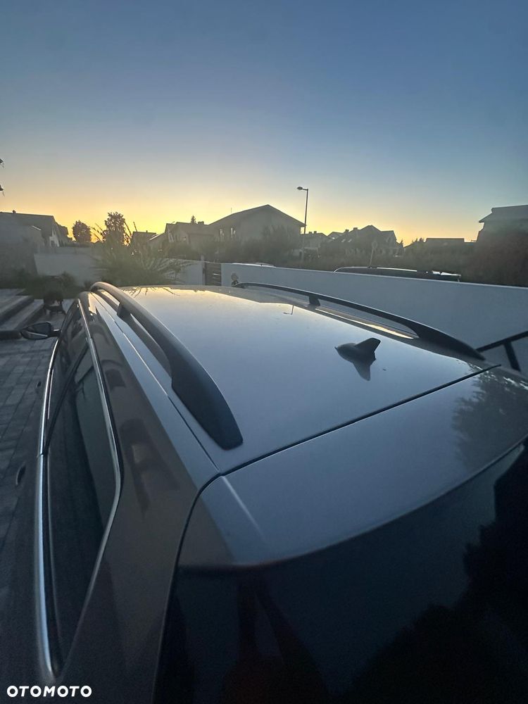 Volkswagen Passat 1.6 TDI BlueMotion Technology Comfortline - 21