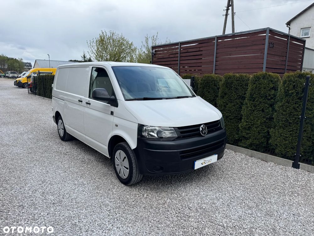 Volkswagen VW Transporter T5 LIFT**2.0 TDI Common Rail**Klimatyzacja**Sprowadzony - 3