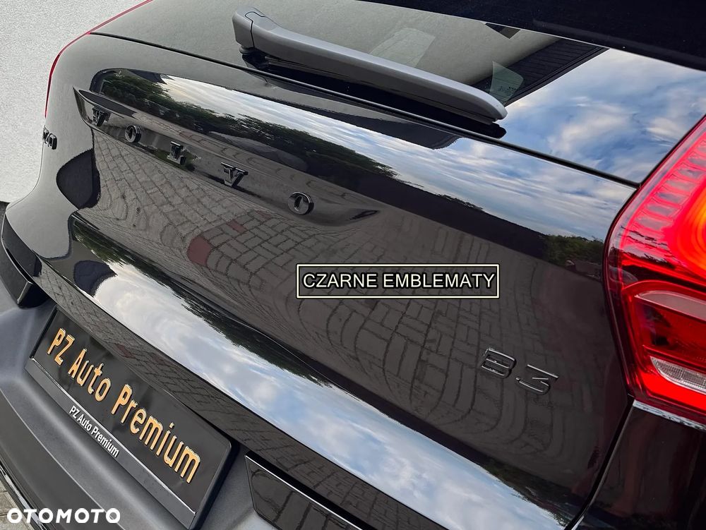 Volvo XC 40 B3 B DKG Plus Black Edition - 36