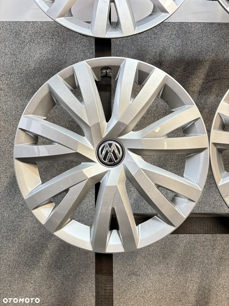 4 Kołpaki Volkswagen Golf 7,6 Touran, Caddy 16" 5G0.601.147.B - 4
