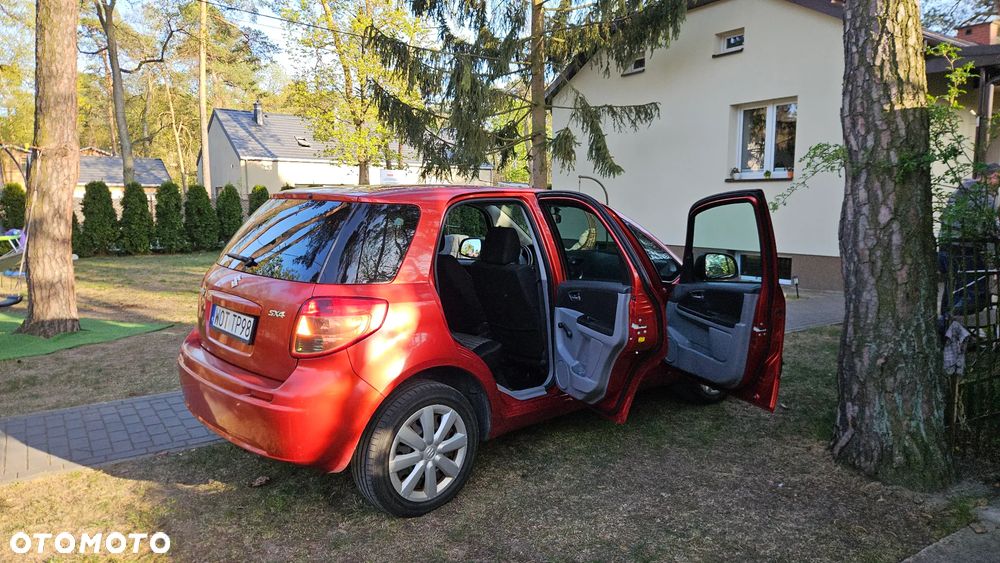 Suzuki SX4 1.6 Comfort - 4