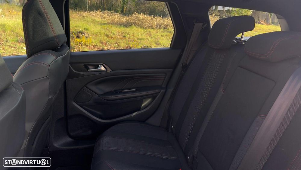 Peugeot 308 SW BlueHDi 120 Stop & Start GT-Line Edition - 36