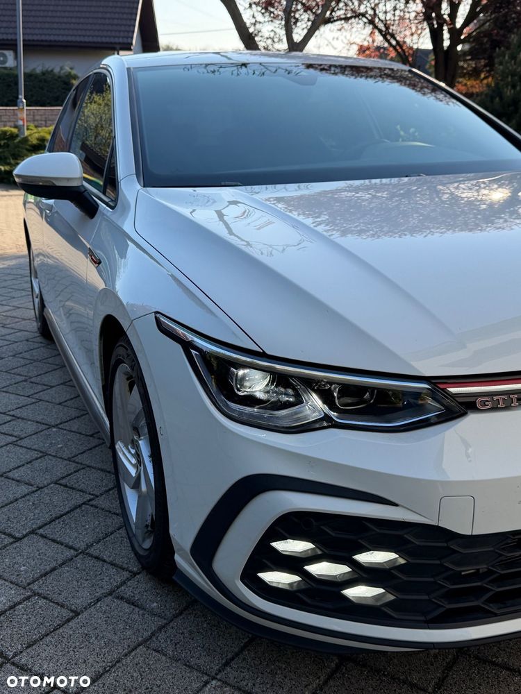 Volkswagen Golf - 13