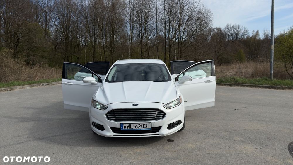 Ford Fusion - 17